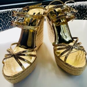 Zara Basic Gold Platform Sandals
